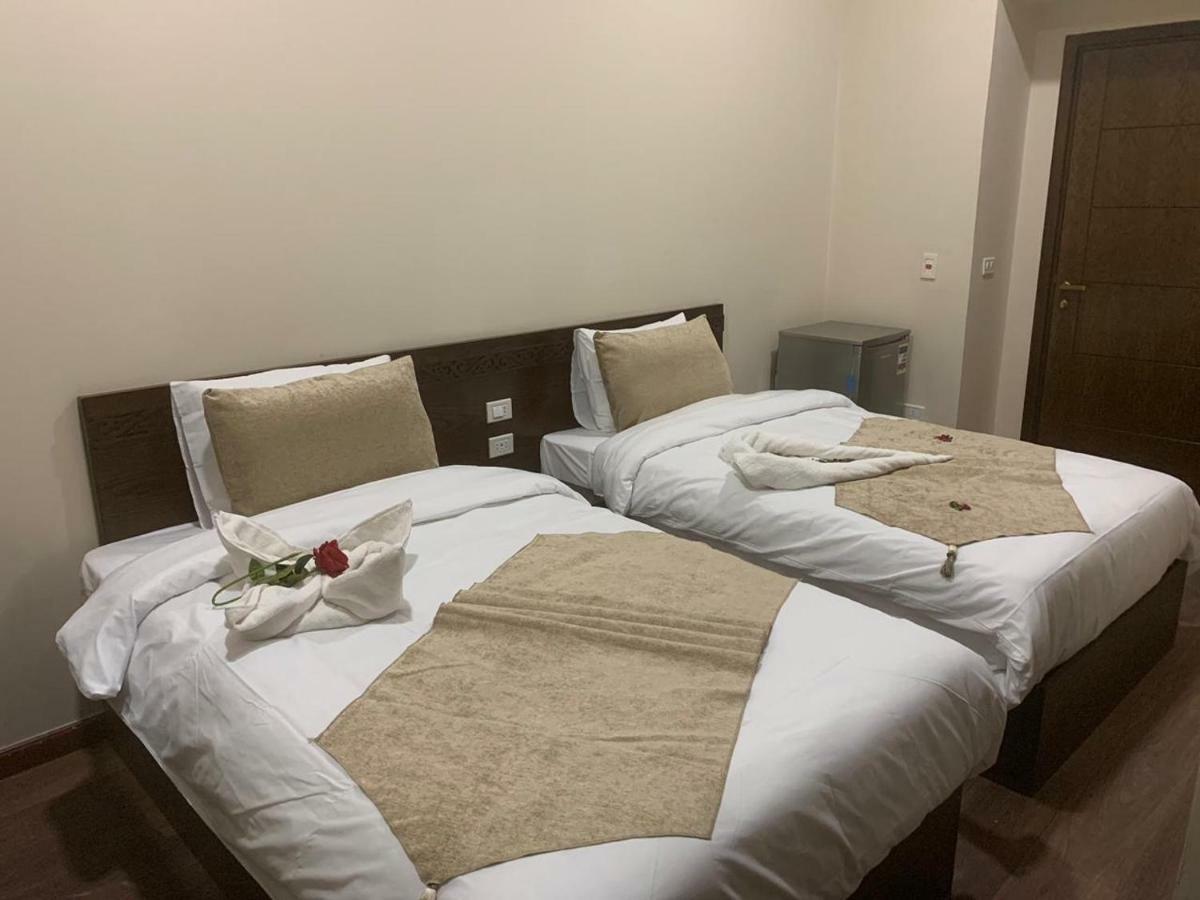 Miramar Talaat Harb Square Hotell Kairo Exteriör bild