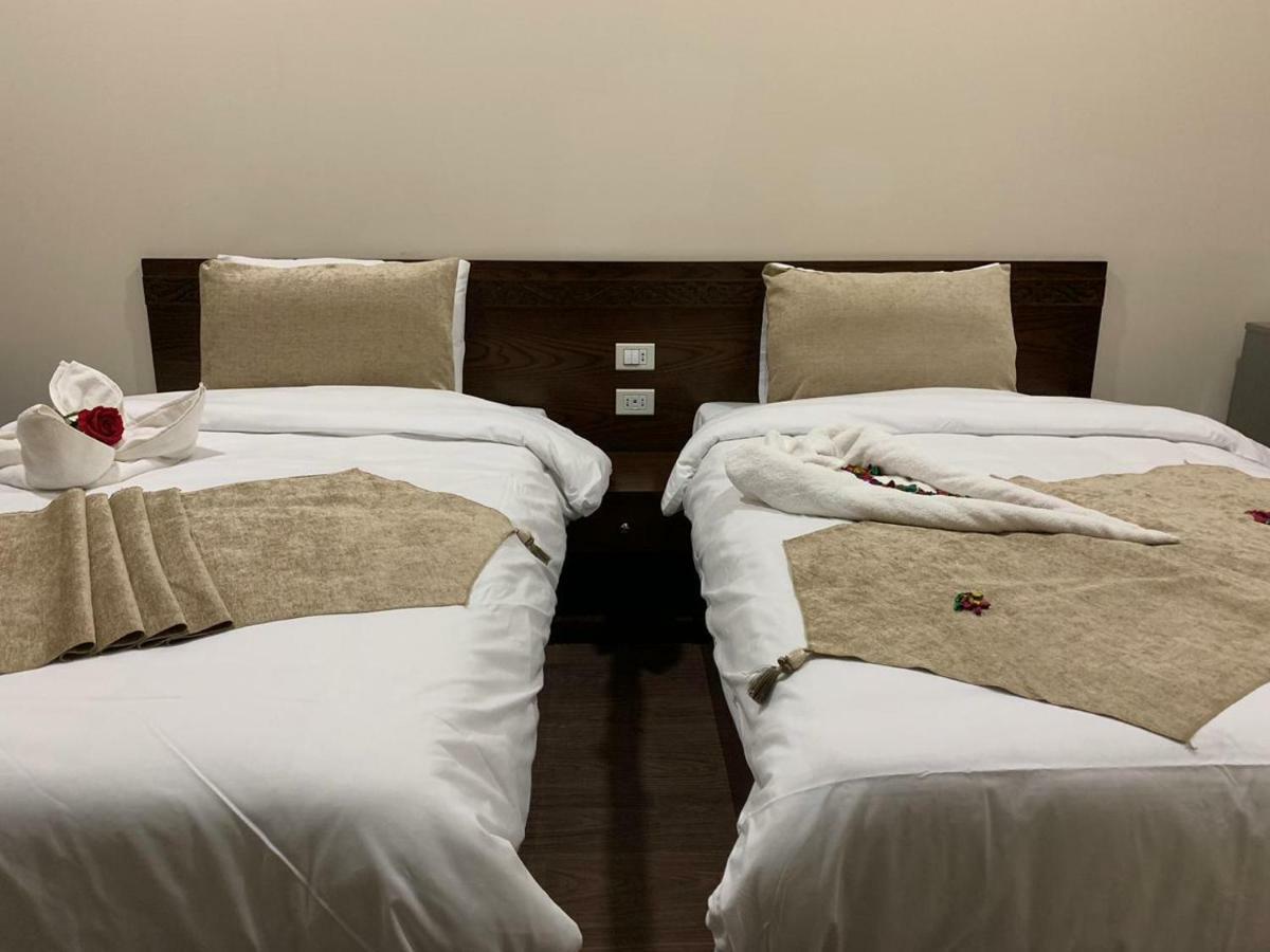 Miramar Talaat Harb Square Hotell Kairo Exteriör bild