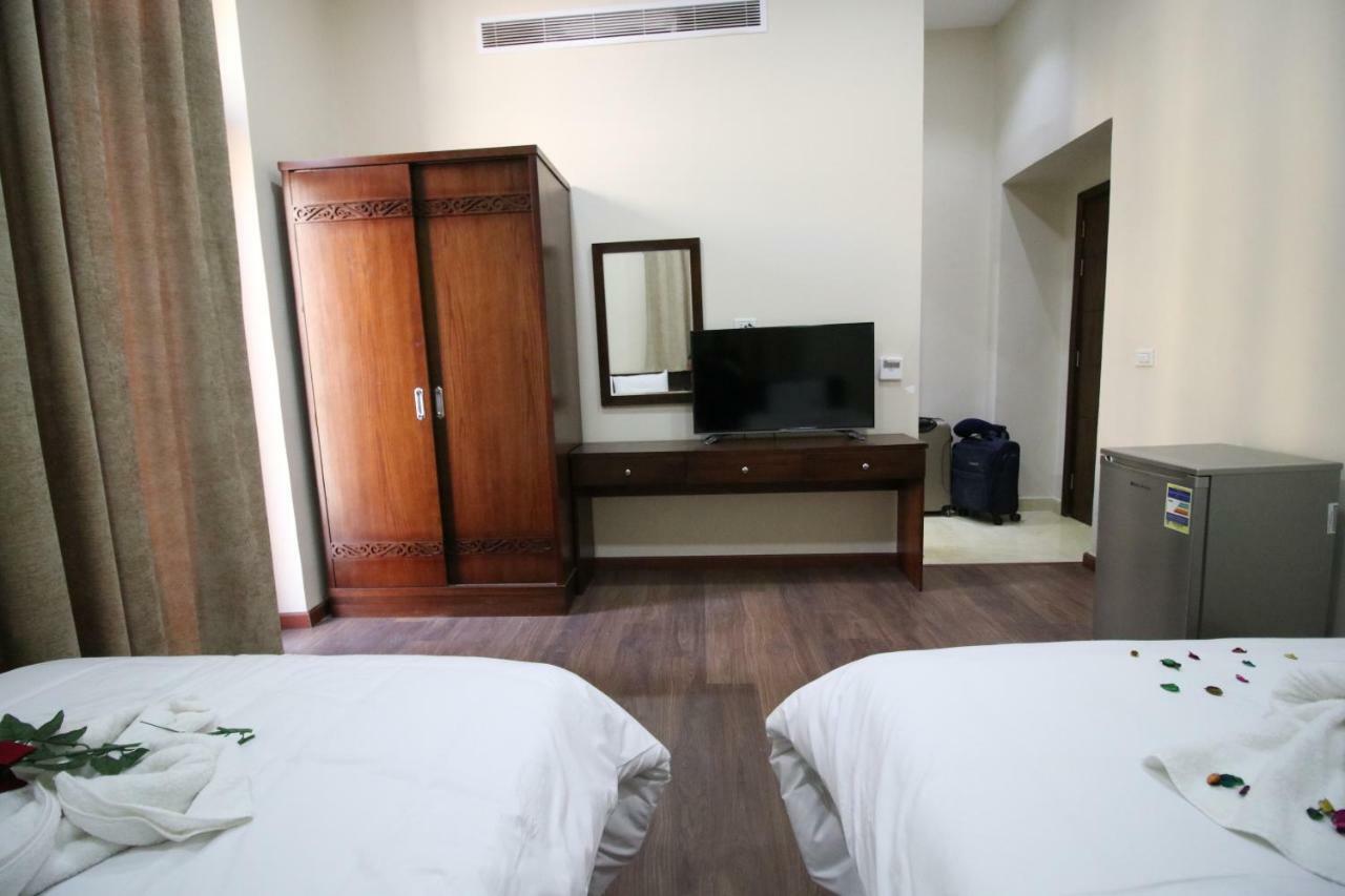 Miramar Talaat Harb Square Hotell Kairo Exteriör bild