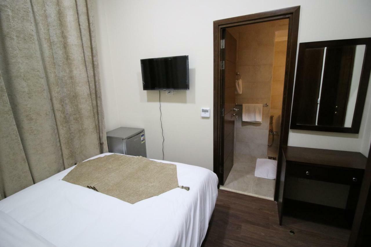Miramar Talaat Harb Square Hotell Kairo Exteriör bild