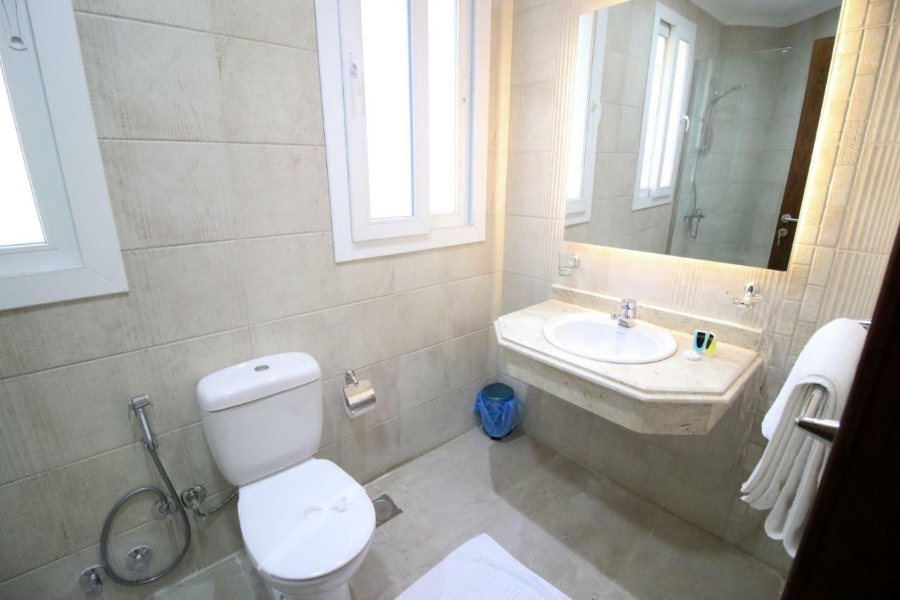 Miramar Talaat Harb Square Hotell Kairo Exteriör bild