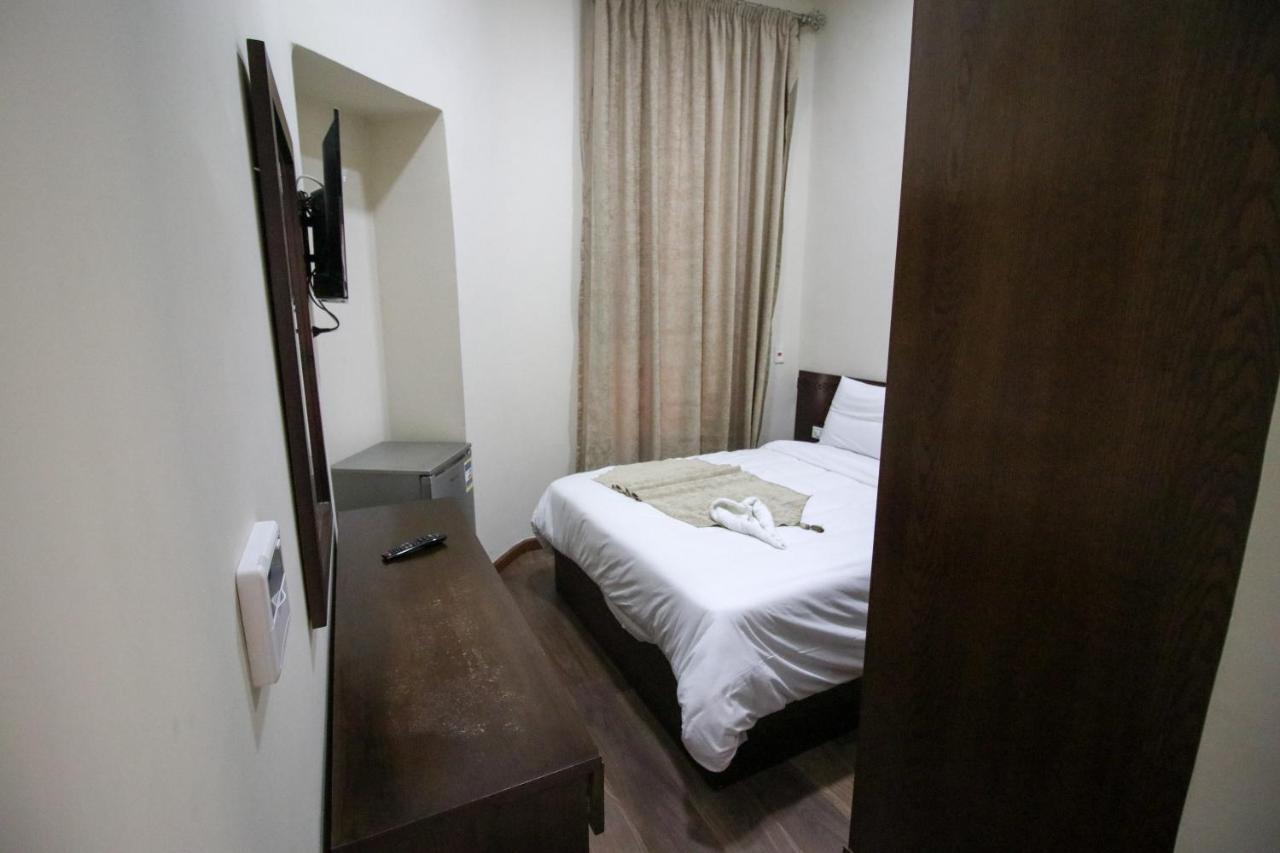 Miramar Talaat Harb Square Hotell Kairo Exteriör bild